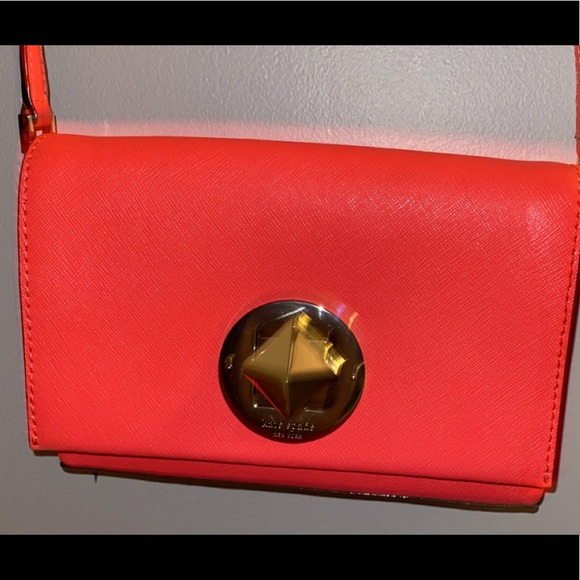Kate spade crossbody - Picture 2 of 5